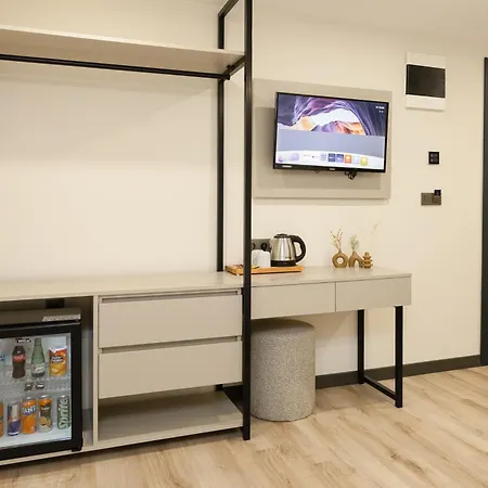 Fora Lara Отель *