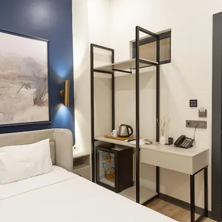 Fora Lara Hotel *