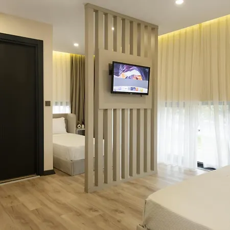 Fora Lara Hotel