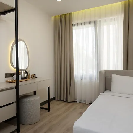 Hotel Fora Lara