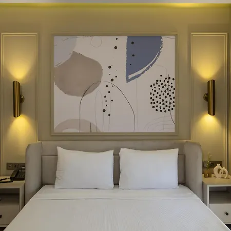 Hotel Fora Lara *
