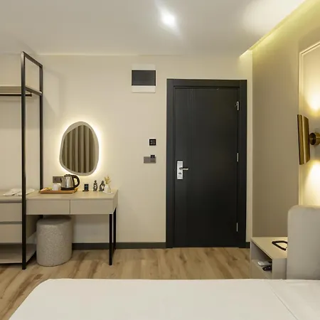 Hotel Fora Lara