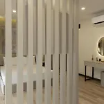 Fora Lara Hotel *